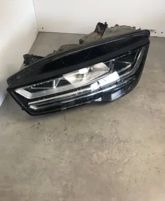 Audi A7 S7 4G Headlight/headlamp 4G8941033J