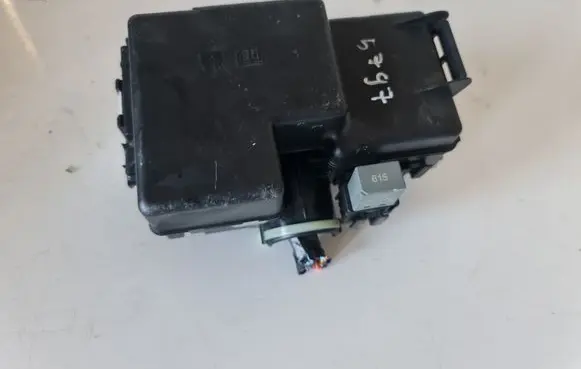 Volvo XC90 Fuse module 31384034