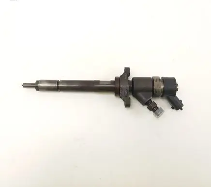 Fuel injector