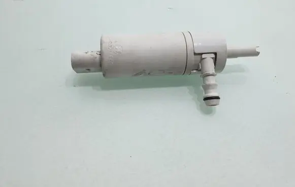 Mercedes-Benz GL X164 Windscreen/windshield washer pump 30156LAV
