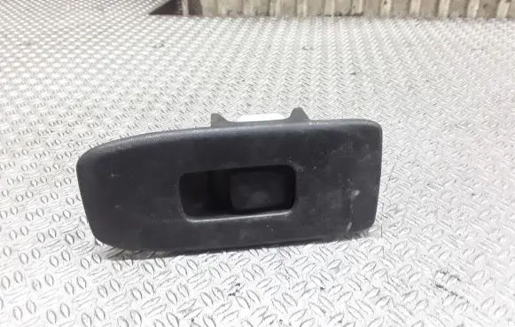 Mitsubishi Pajero Electric window control switch MR445659