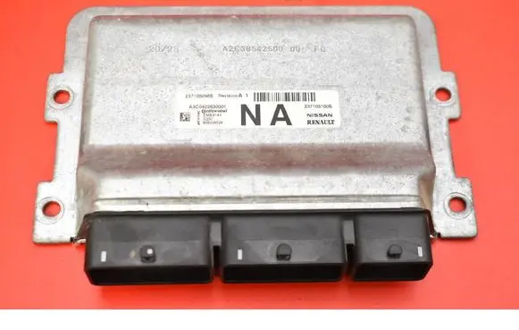 Dacia Duster Engine control unit/module ECU 237105098S