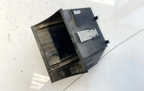 Car ashtray