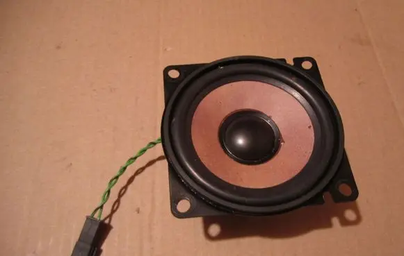 Land Rover Range Rover L322 Panel speaker XQM000070