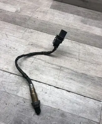 Audi A4 S4 B7 8E 8H Lambda probe sensor 1928404687