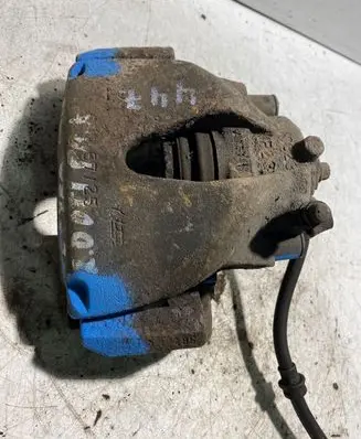 Opel Zafira A Front brake caliper