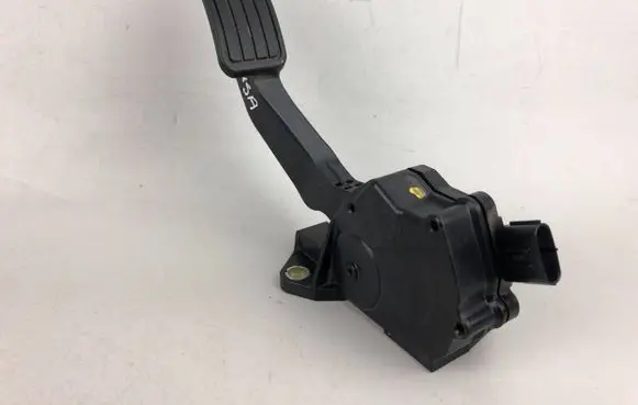 Subaru Outback Accelerator throttle pedal 36010AG140