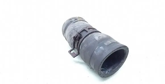 Toyota Avensis T270 Engine coolant pipe/hose