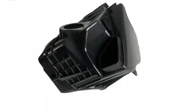 BMW 1 E81 E87 Air filter box 7567174