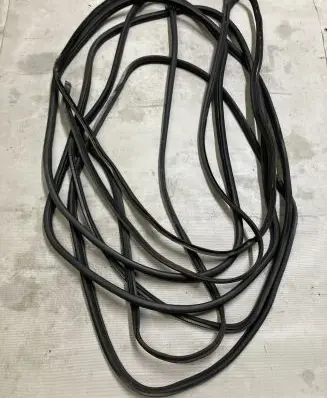 Jaguar S-Type Front door rubber seal
