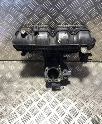 Toyota Prius (XW30) Intake manifold 1712037050