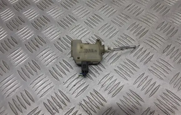 Seat Leon (1M) Fuel tank cap lock 1M0959781A