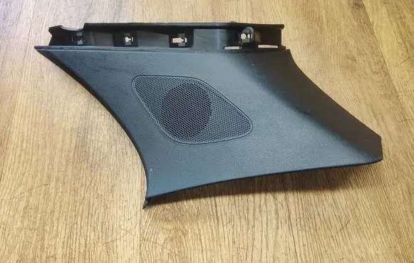 Porsche Macan (95B) (D)pillar trim (top) 95B867246
