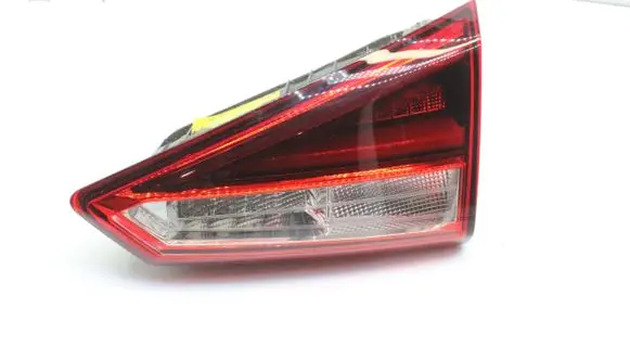 Seat Arona Tailgate rear/tail lights 6F9945308E