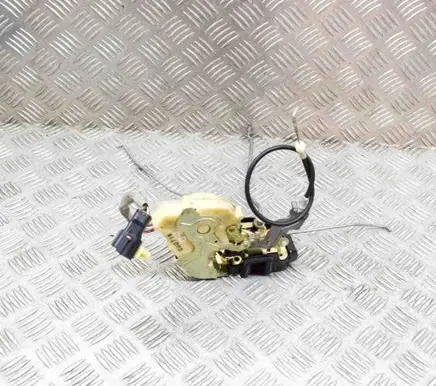 KIA Sorento Front door lock