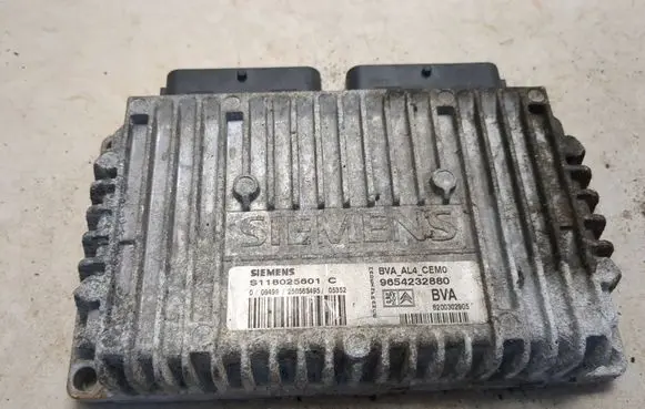 Peugeot 307 Gearbox control unit/module 9654232880 S118025601C