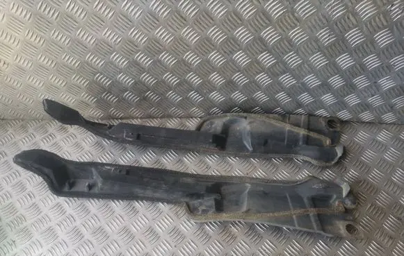 Toyota Corolla Verso AR10 Fender end trim 538660F010 538670F010