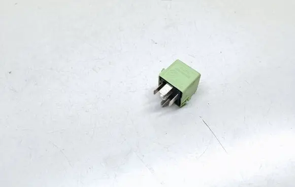 BMW X3 E83 Other relay 8373700 61368373700