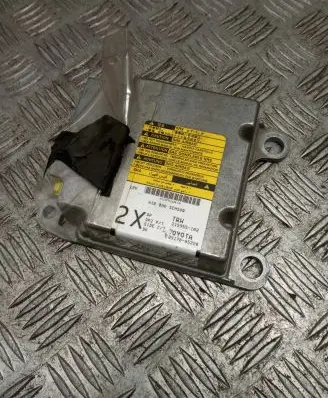 Toyota Avensis T250 Airbag control unit/module 8917005220