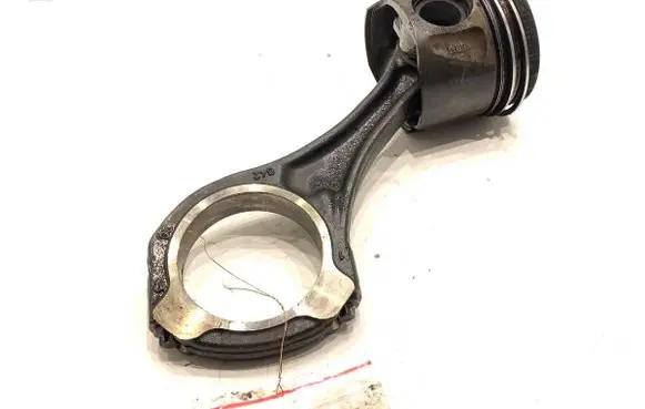 Mercedes-Benz E W212 Piston with connecting rod 8370