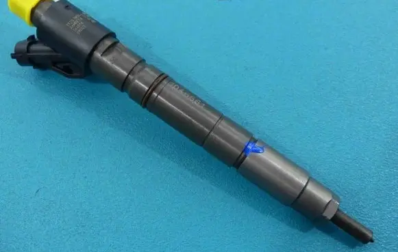Jaguar XF X250 Fuel injector 0445116013 IMPRK1046661