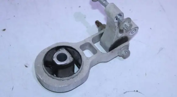 Fiat Tipo Gearbox mounting bracket 00520268390 00548 0T619