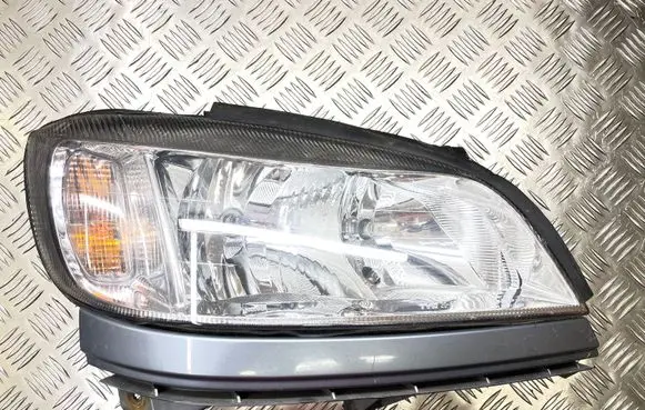 Opel Zafira A Headlight/headlamp