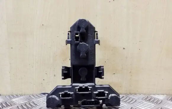 Tail light part
