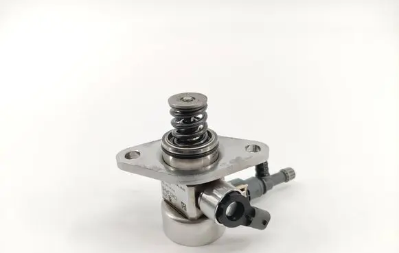 Peugeot 308 Fuel injection high pressure pump 9807550080 28377613