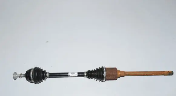 BMW X3 F25 Front driveshaft 7598028 8675014 31607598028