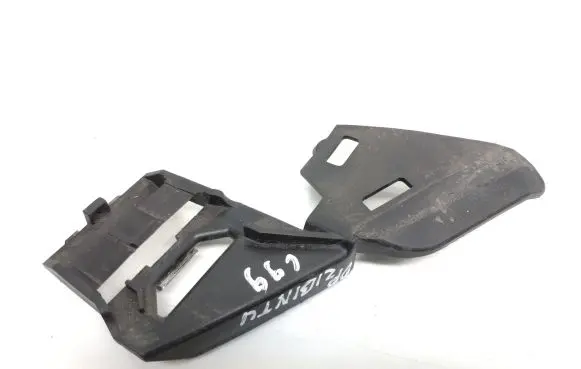 Volvo C30 Headlight/headlamp mounting bracket 30678262
