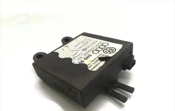 Audi A4 S4 B8 8K Alarm control unit/module 510030630 70103034