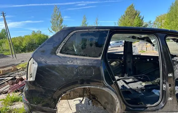 Volvo XC90 Rear quarter panel 