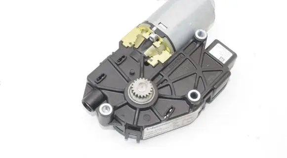 Honda CR-V Sunroof motor/actuator 70450SMGE010