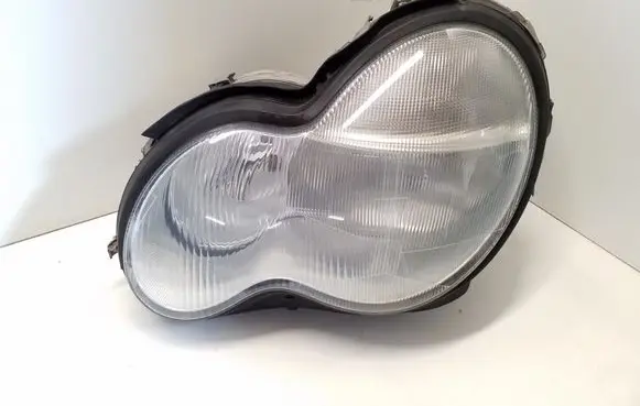 Mercedes-Benz C W203 Headlight/headlamp A2038201161