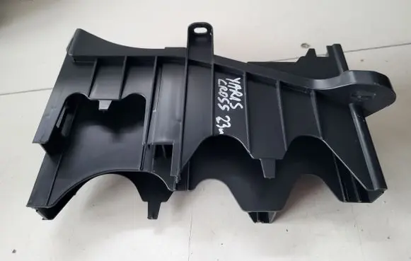 Toyota Yaris Cross Other engine bay part 82877K0010