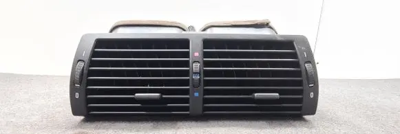 BMW X5 E53 Dash center air vent grill 8402221