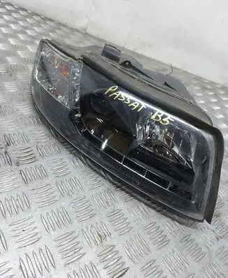 Volkswagen PASSAT B5 Headlight/headlamp