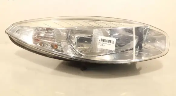 Renault Fluence Headlight/headlamp 260100076R
