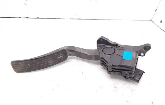 SsangYong Actyon sports II Accelerator throttle pedal 2055032000