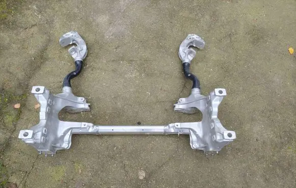 Audi Q7 4M Front subframe 4M0399315T 2248515072
