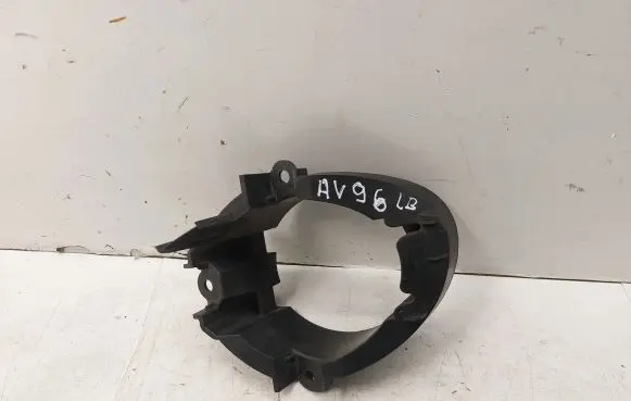Toyota Avensis T270 Fog light bracket 5212705060 TSM5608G1