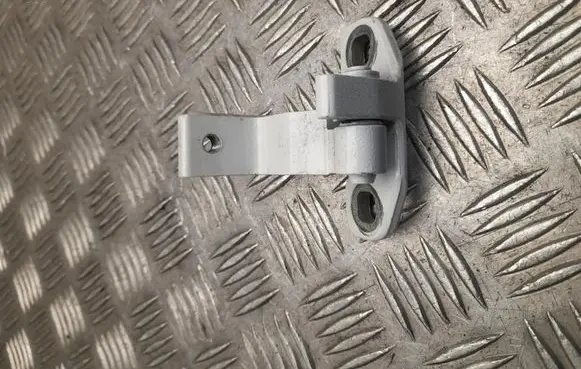 Polestar 4 Rear door upper hinge 