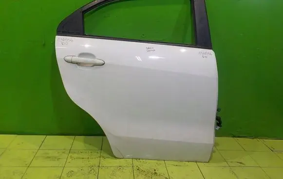 Volkswagen Touran I Rear door PRAWE