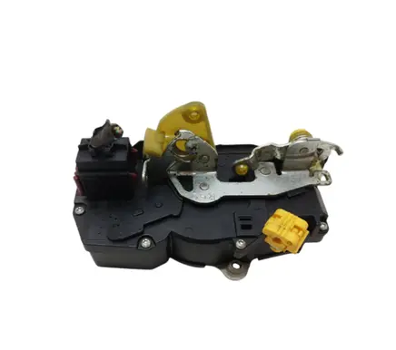 Cadillac CTS Rear door lock R10373667