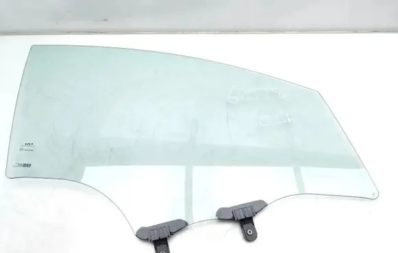 KIA Sportage Front door window glass four-door E643R00149