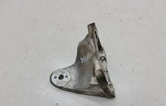 Land Rover Discovery Engine mounting bracket ANR6623