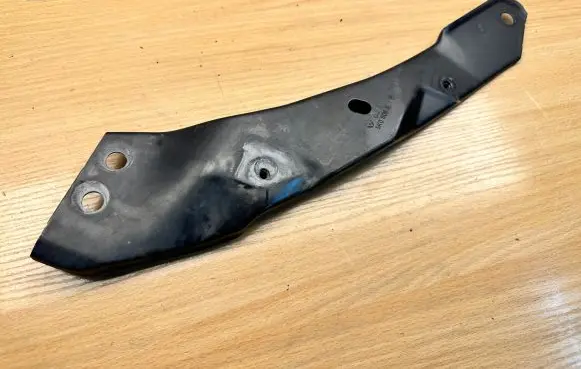 Volkswagen Golf VI Side radiator support slam panel 5K0806929B