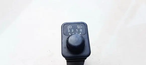 Nissan Serena Headlight level height control switch