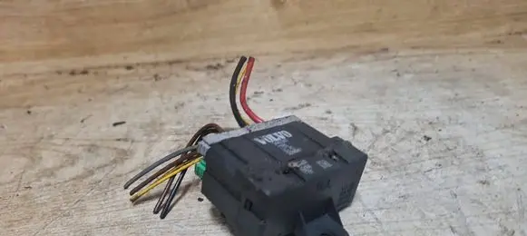 Volvo XC70 Seat heating relay 9442947